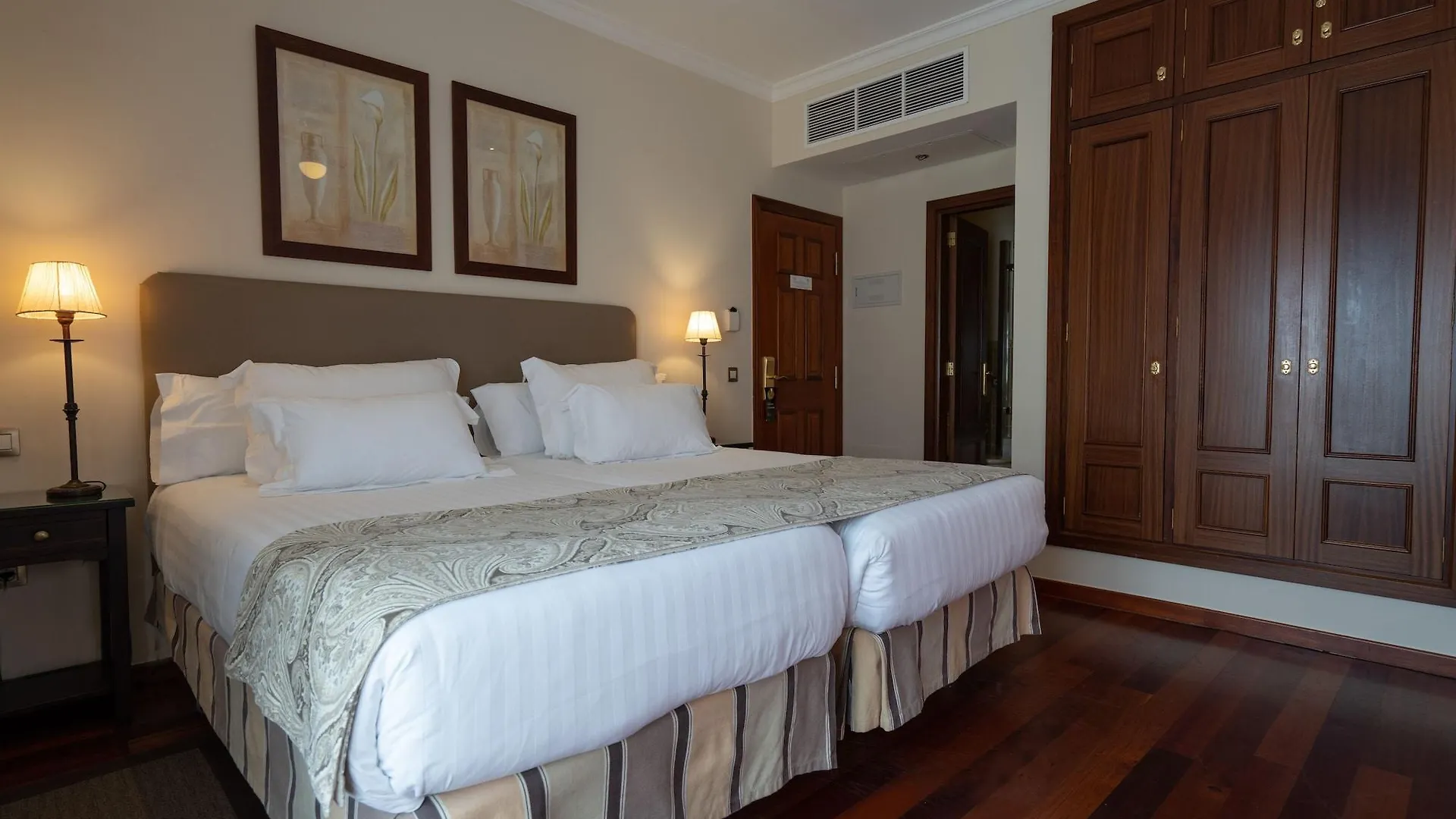 Laguna Nivaria Hotel & Spa La Laguna  La Laguna (Tenerife)
